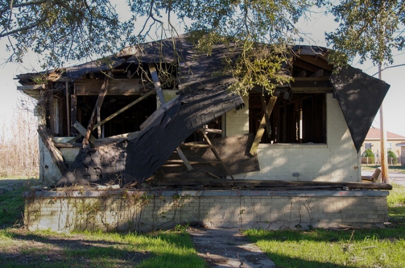 Pasos a ninguna parte: Nueva Orleans 10 años después del huracán Katrina Pasos a ninguna parte: Nueva Orleans 10 años después del huracán Katrina