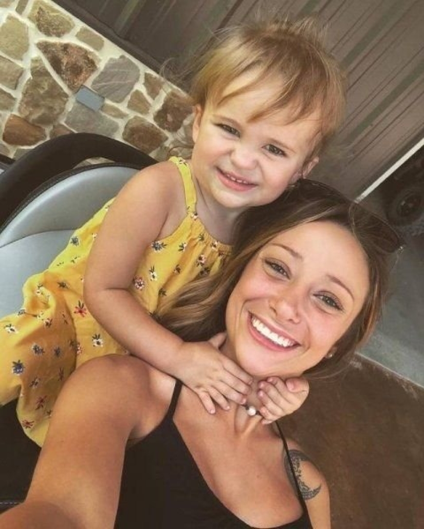 People with an unusual appearance. 8 photos