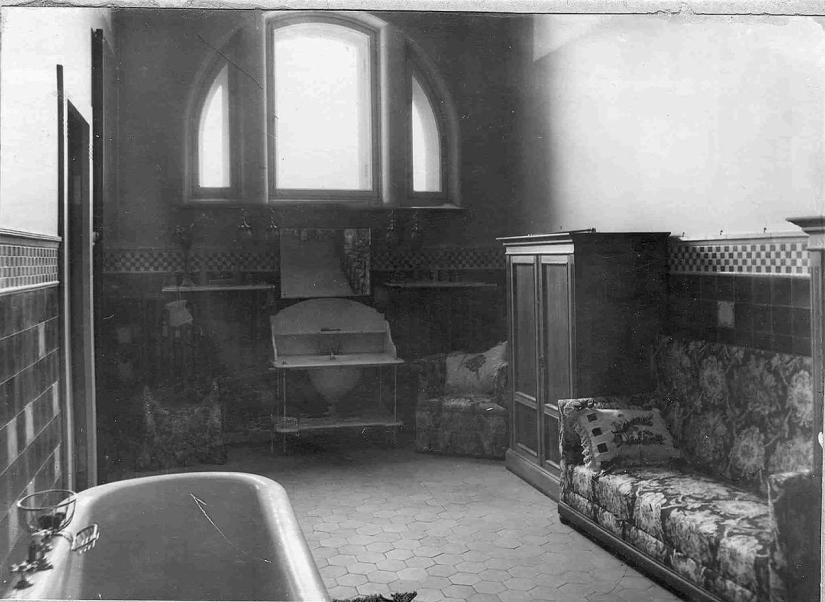 Petersburg communal apartments