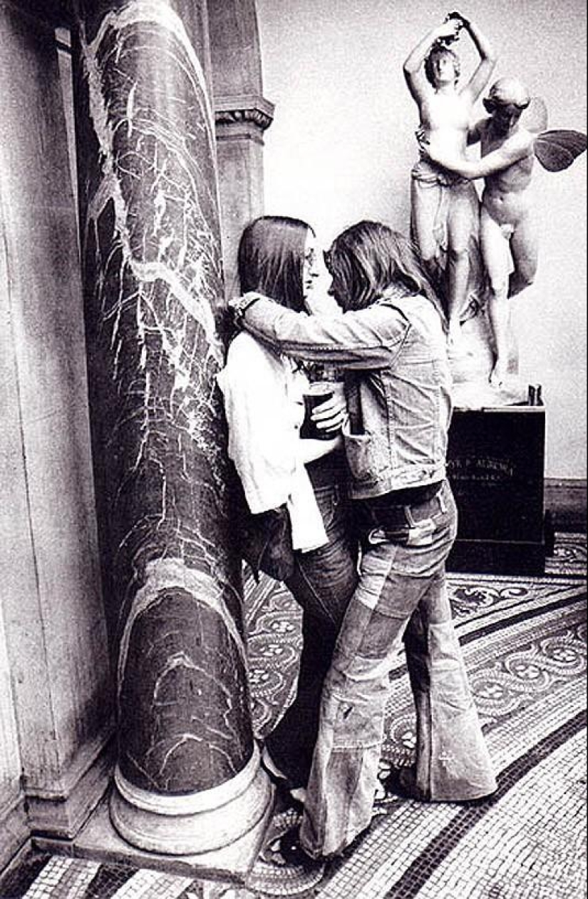 Photo from the rare edition of Ian Berry "The English" Photo from the rare edition of Ian Berry "The English"