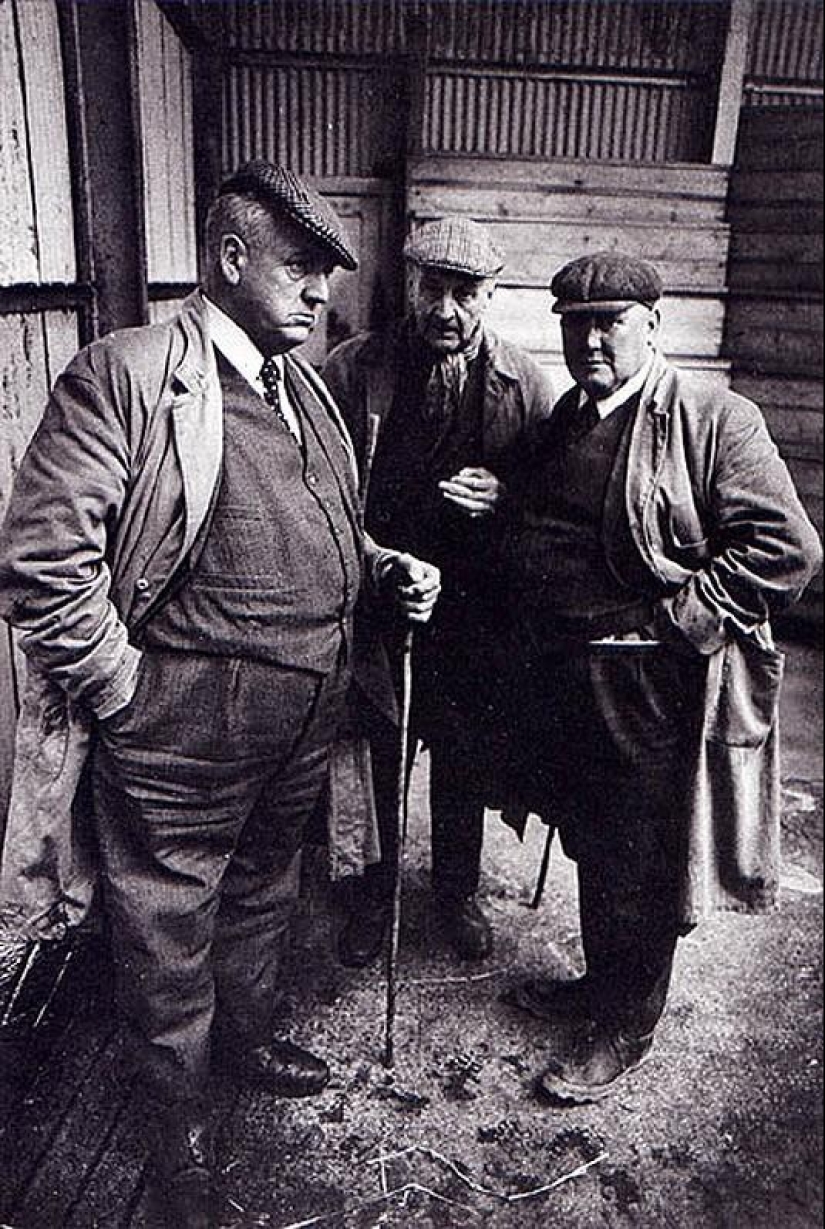 Photo from the rare edition of Ian Berry "The English" Photo from the rare edition of Ian Berry "The English"