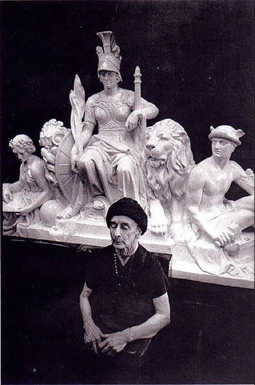 Photo from the rare edition of Ian Berry "The English" Photo from the rare edition of Ian Berry "The English"