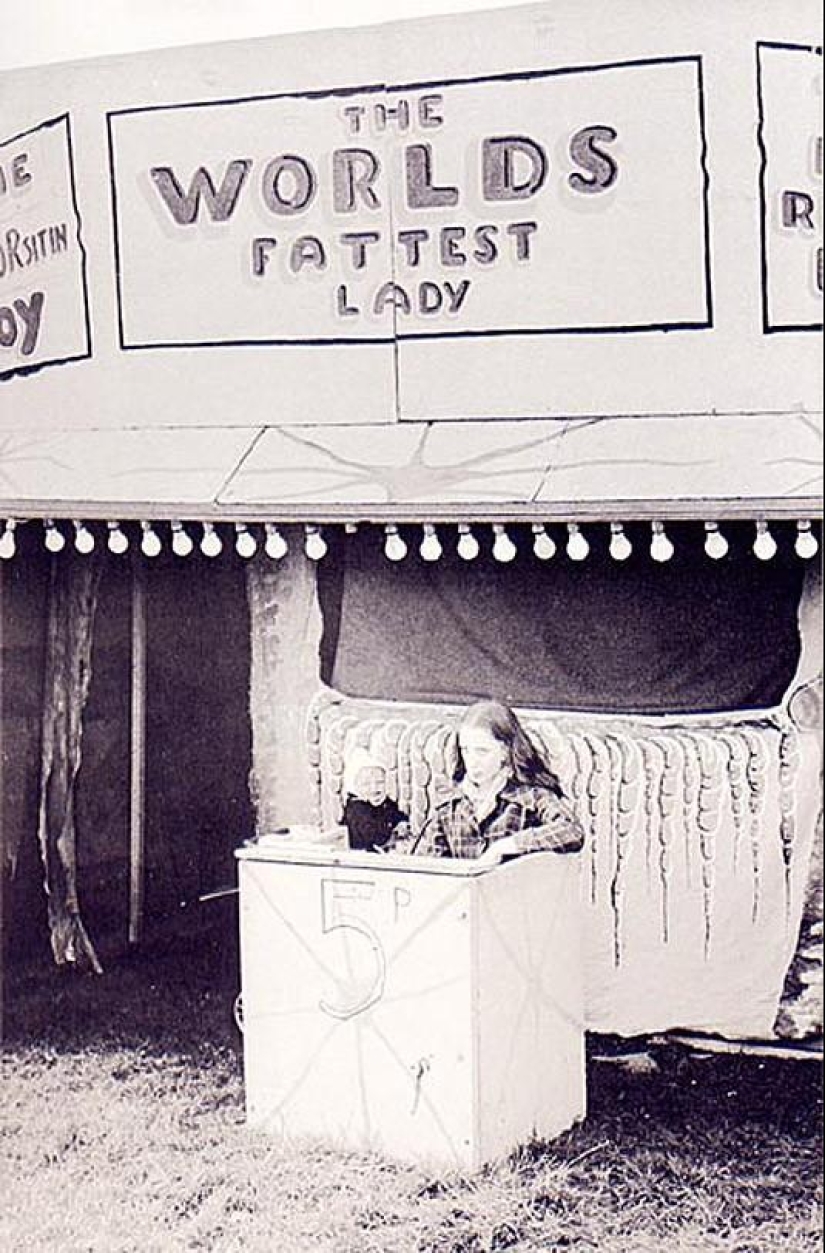 Photo from the rare edition of Ian Berry "The English" Photo from the rare edition of Ian Berry "The English"