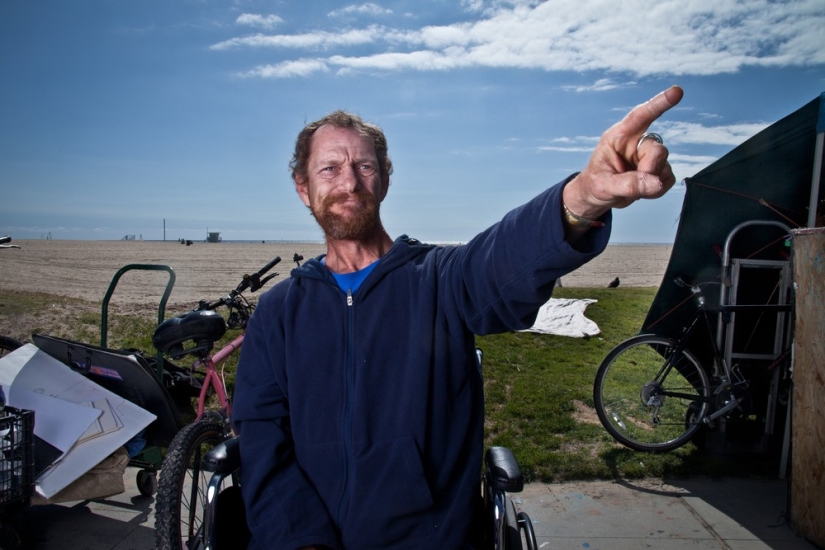 Photo in exchange for a bagel