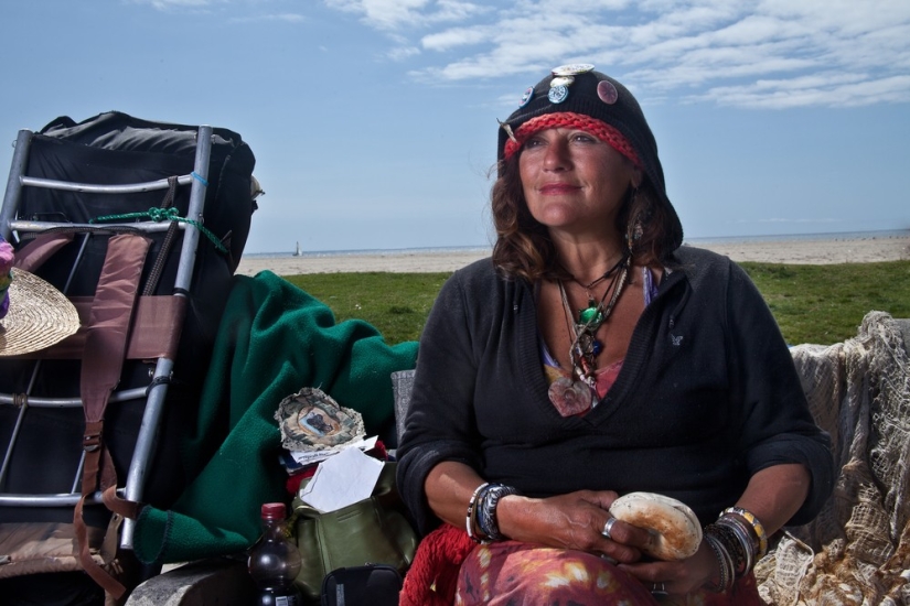 Photo in exchange for a bagel