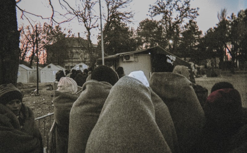 Photo project: the migrant crisis in Europe through the eyes of migrants themselves Photo project: the migrant crisis in Europe through the eyes of migrants themselves