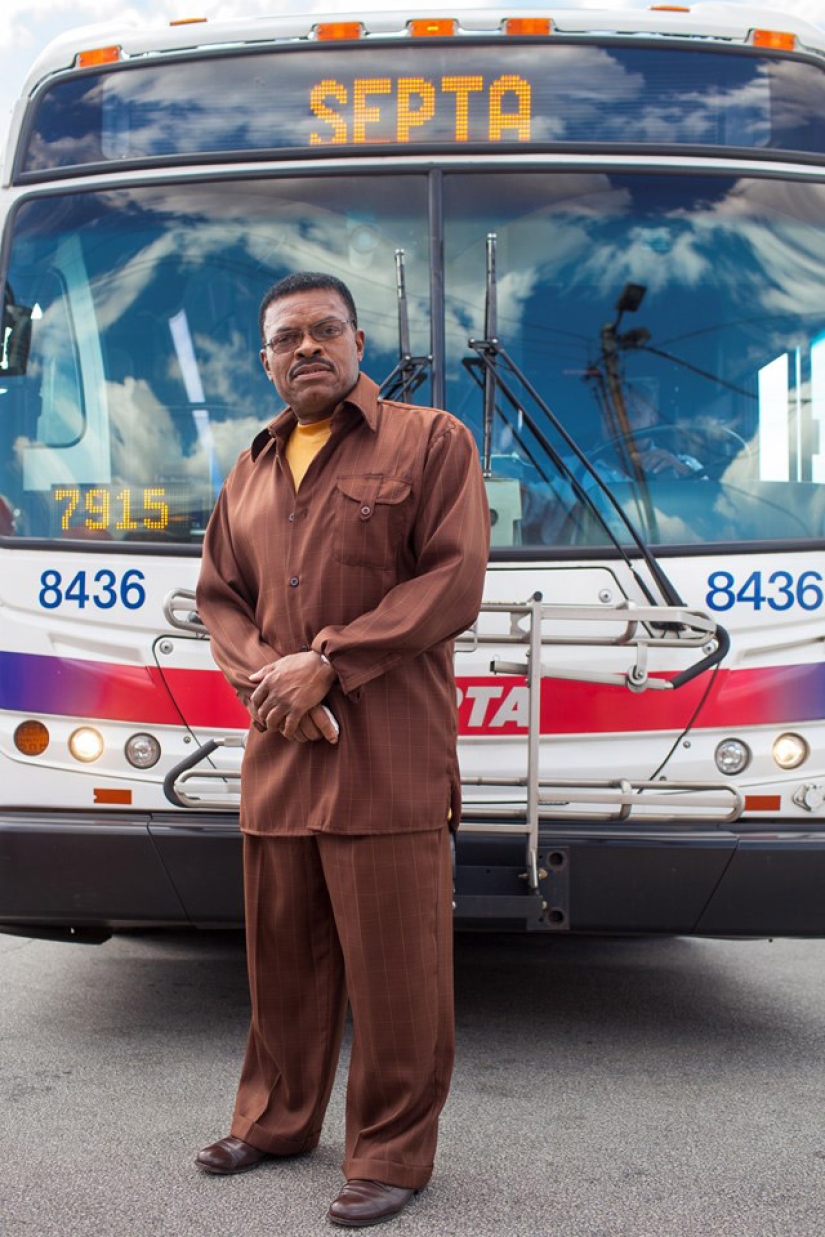 Photo project: traces of weapons in the everyday life of Americans