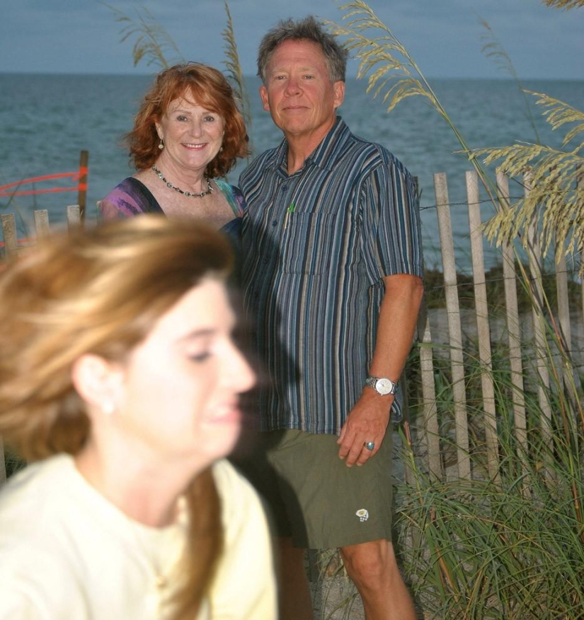 Photobombs and photobombs