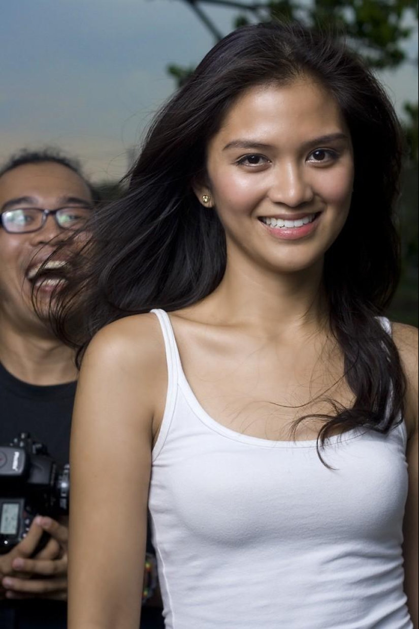 Photobombs and photobombs