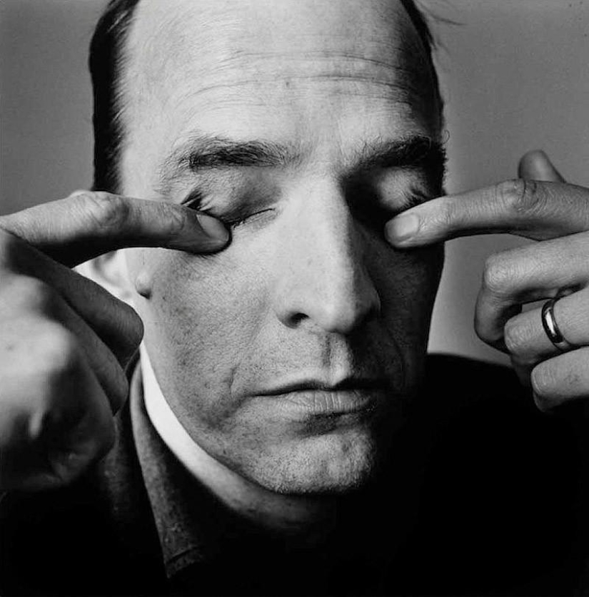Photographer-artist Irving Penn