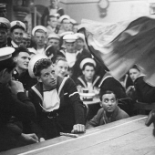 Photographer Bert Hardy