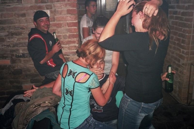 Photographer shows how his hometown in Transylvania is dying Photographer shows how his hometown in Transylvania is dying