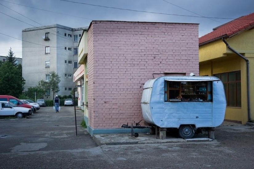 Photographer shows how his hometown in Transylvania is dying Photographer shows how his hometown in Transylvania is dying