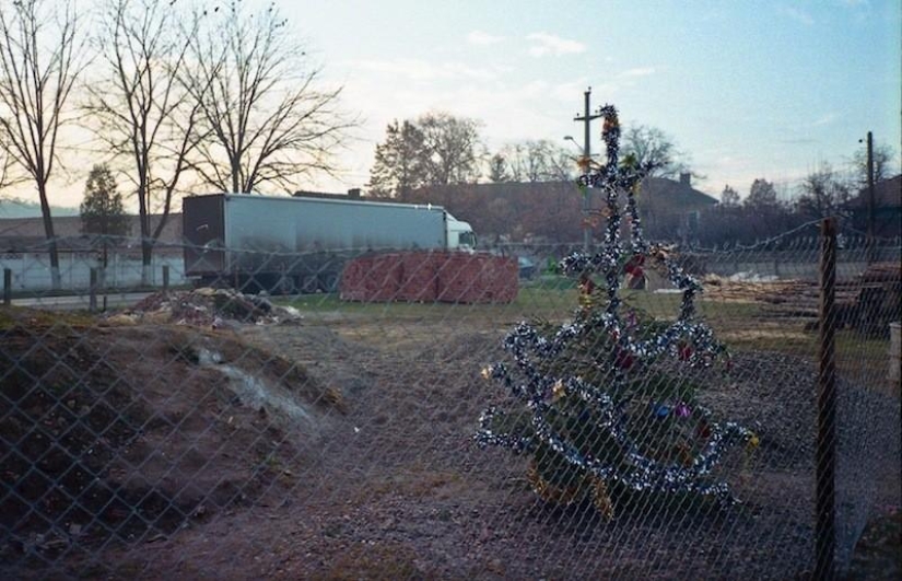 Photographer shows how his hometown in Transylvania is dying Photographer shows how his hometown in Transylvania is dying