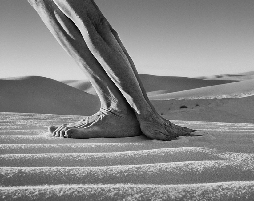 Photographer uses his naked body to create fantasy worlds