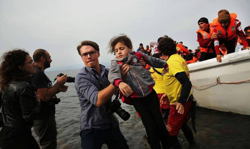 Photographer's Moral Dilemma: Help or Do Your Job