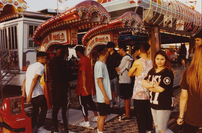 Photographing Italian teens coming of age at rural fun fairs