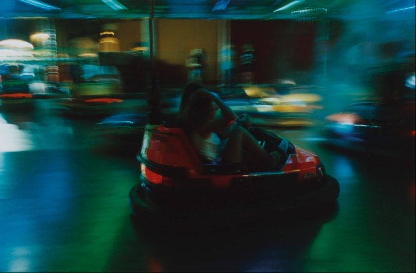 Photographing Italian teens coming of age at rural fun fairs