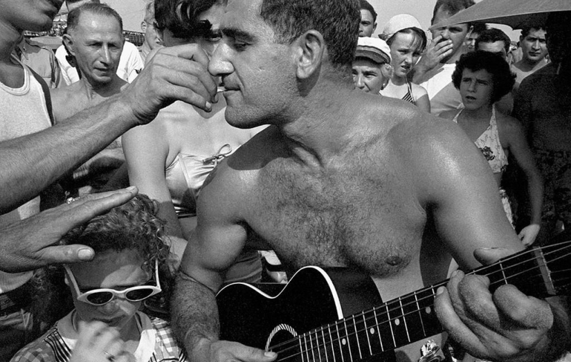 Photography classic: Harold Feinstein