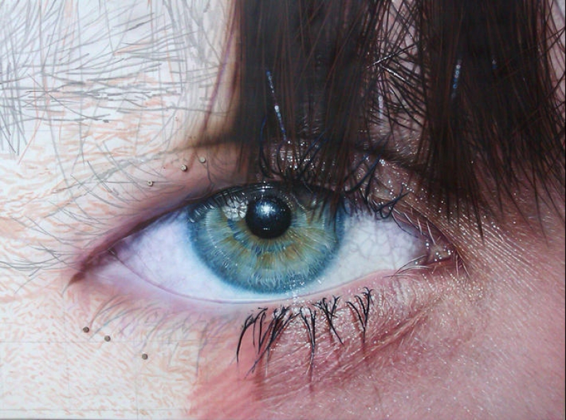 Photorealistic portraits of Simon Hennessy Photorealistic portraits of Simon Hennessy