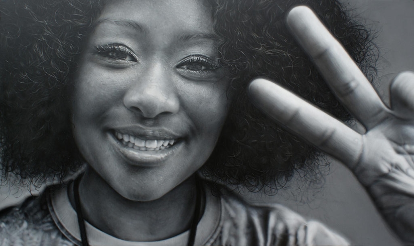 Photorealistic portraits of Simon Hennessy Photorealistic portraits of Simon Hennessy