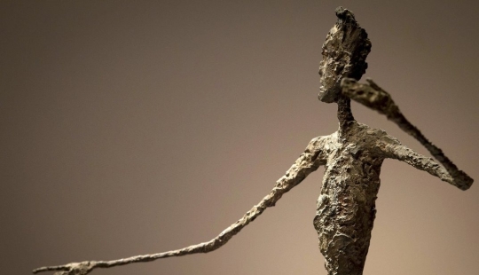 Pocos creerían que esta es la escultura más cara del mundo: ¿cómo es el famoso "Señalador" valorado en 141.000.000 de dólares? Pocos creerían que esta es la escultura más cara del mundo: ¿cómo es el famoso "Señalador" valorado en 141.000.000 de dólares?