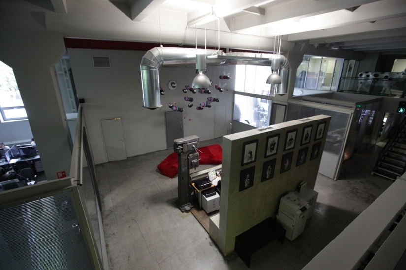 Popov no se avergüenza: cómo funciona la estación de radio Silver Rain