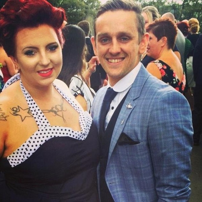 Por alguna razón, la pareja convenció a sus seres queridos de que renunciaran a sus trabajos, prometiendo compartir una herencia que ella no tenía Por alguna razón, la pareja convenció a sus seres queridos de que renunciaran a sus trabajos, prometiendo compartir una herencia que ella no tenía