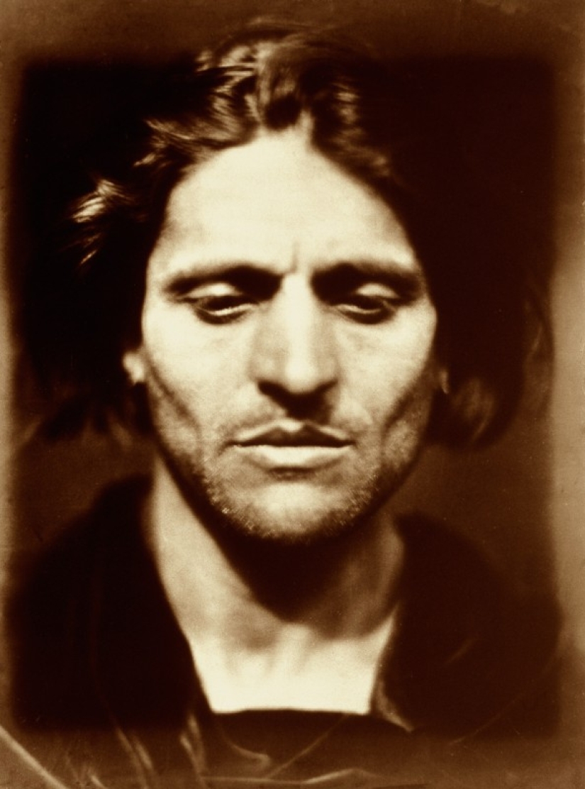 Portraits of Victorian Geniuses by Julia Margaret Cameron