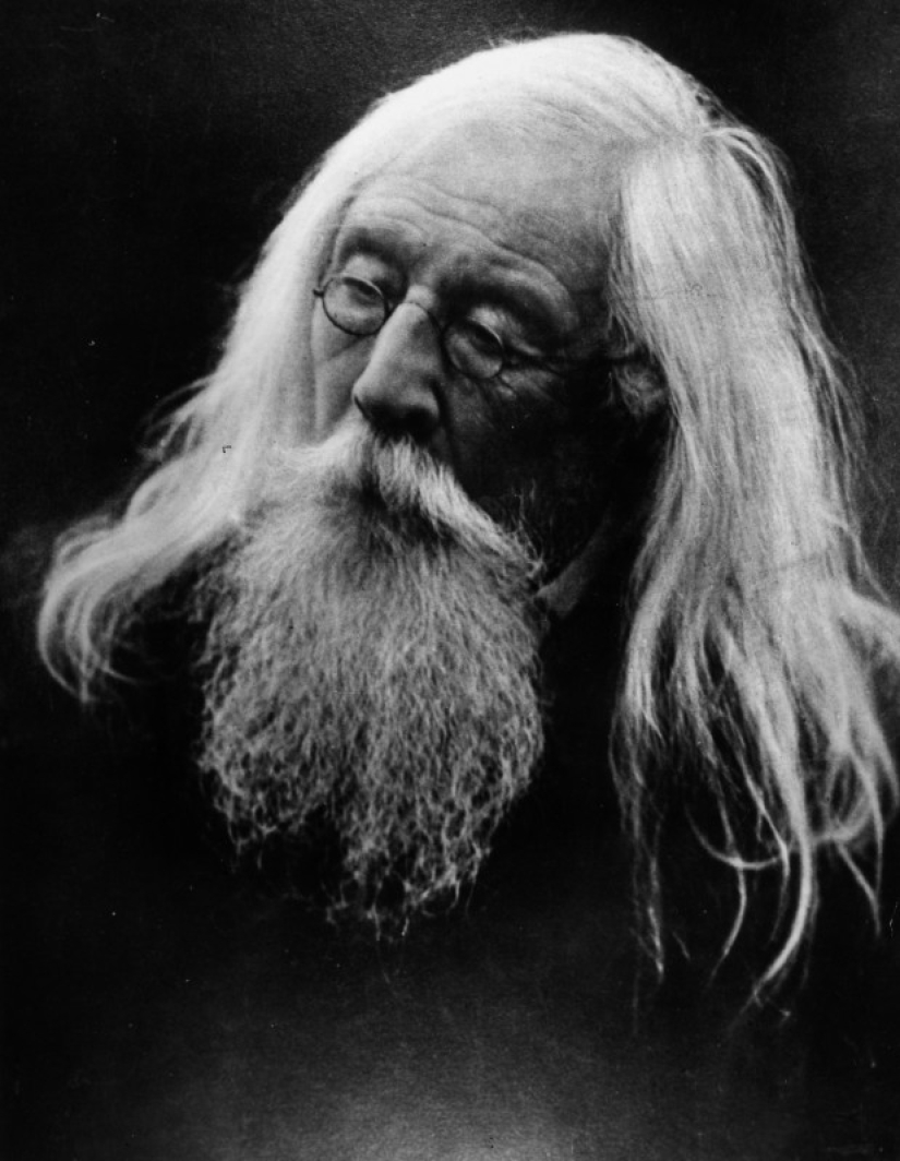 Portraits of Victorian Geniuses by Julia Margaret Cameron