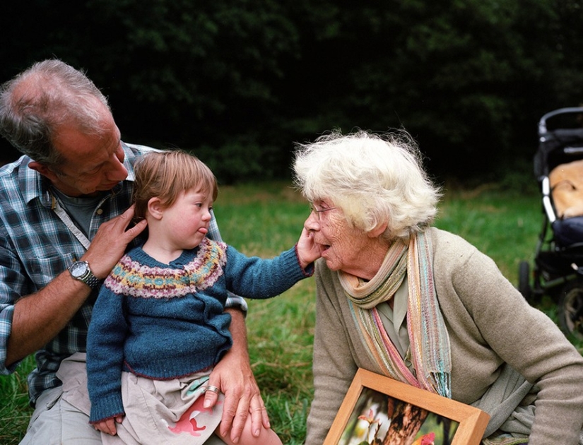 Pride in the family: Everyday life of a girl with Down syndrome Pride in the family: Everyday life of a girl with Down syndrome