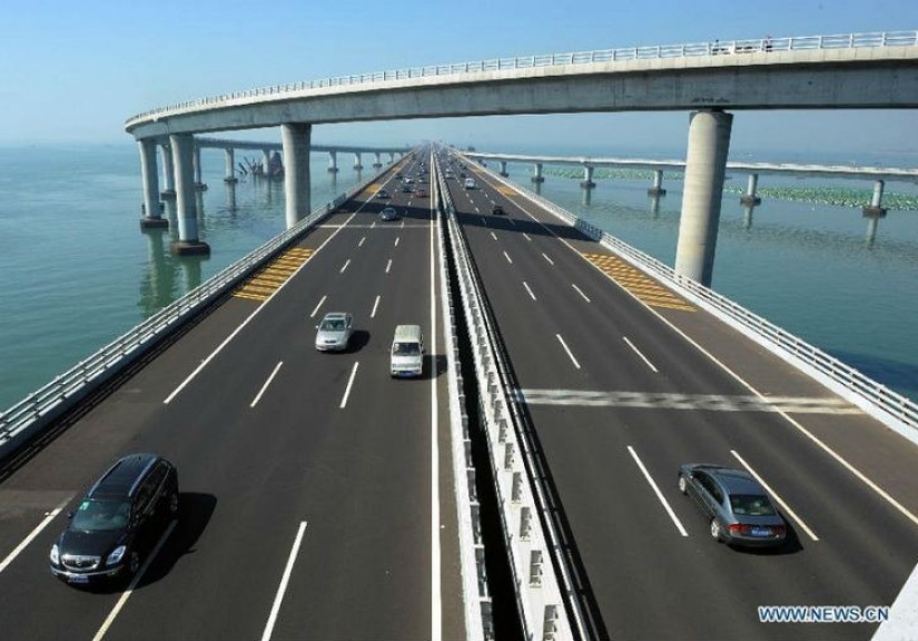 Pride of America - the longest bridge in the world