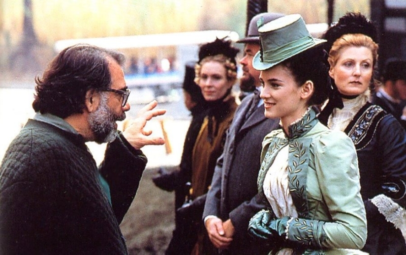 Princesa gótica Winona Ryder: matrimonio secreto con Keanu Reeves, prisión y Oscar robado