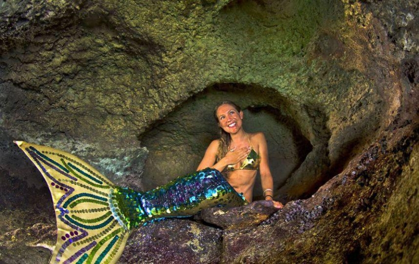 professional mermaid