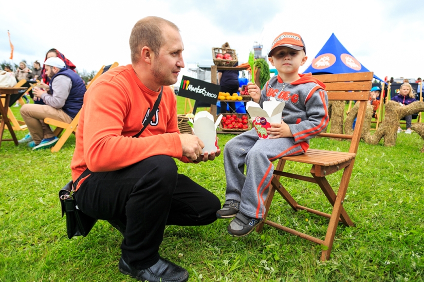 Promiscuous relationships at the Second VKontakte Festival