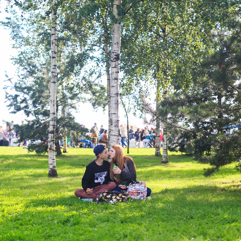 Promiscuous relationships at the Second VKontakte Festival