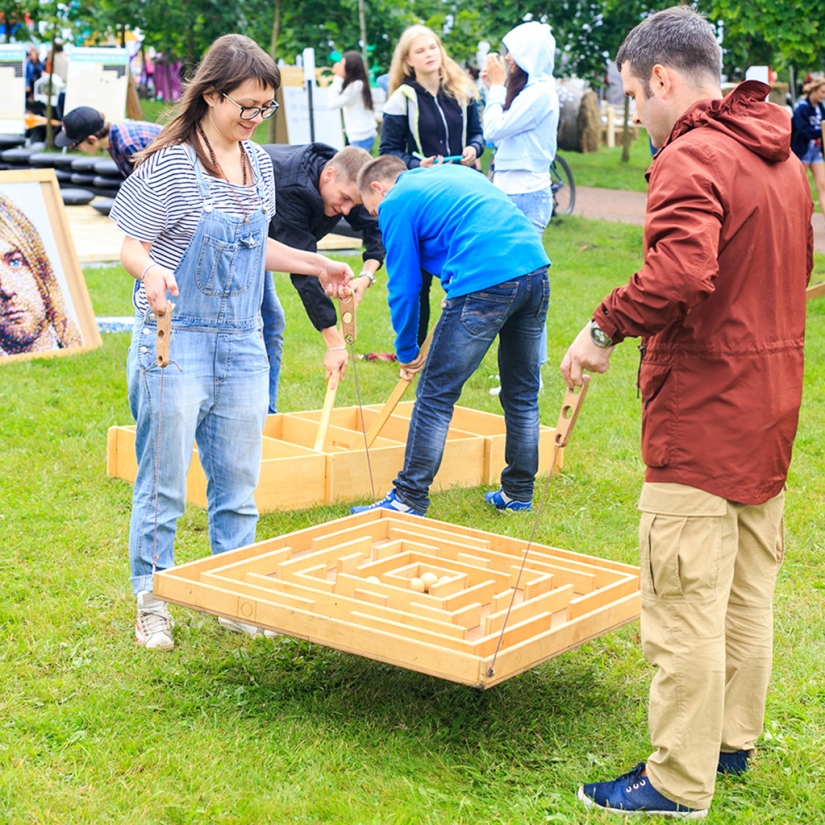 Promiscuous relationships at the Second VKontakte Festival