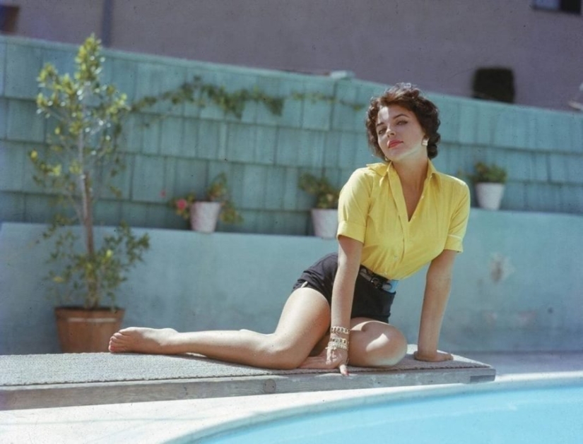 Pure art: 10 women of the past, at whose feet men fell