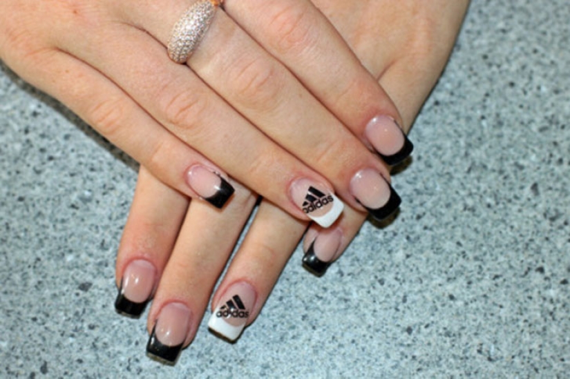 Qué agradable es adidas en Rusia