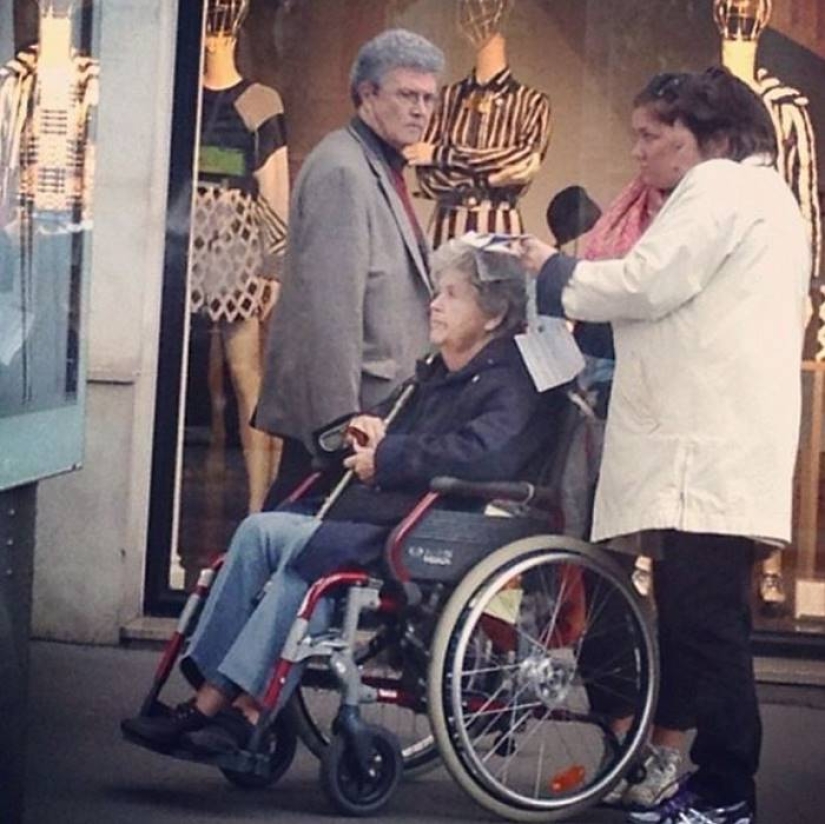 ¿Quién dijo que las modelos no tienen sentido del humor? Divertida Instagram Tilda Lindstam ¿Quién dijo que las modelos no tienen sentido del humor? Divertida Instagram Tilda Lindstam