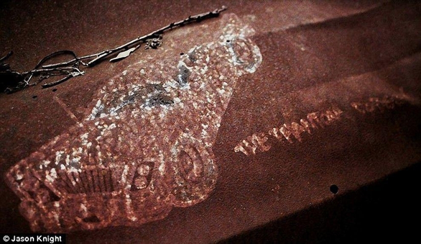 Rare cars on the bluffs of Mulholland Drive