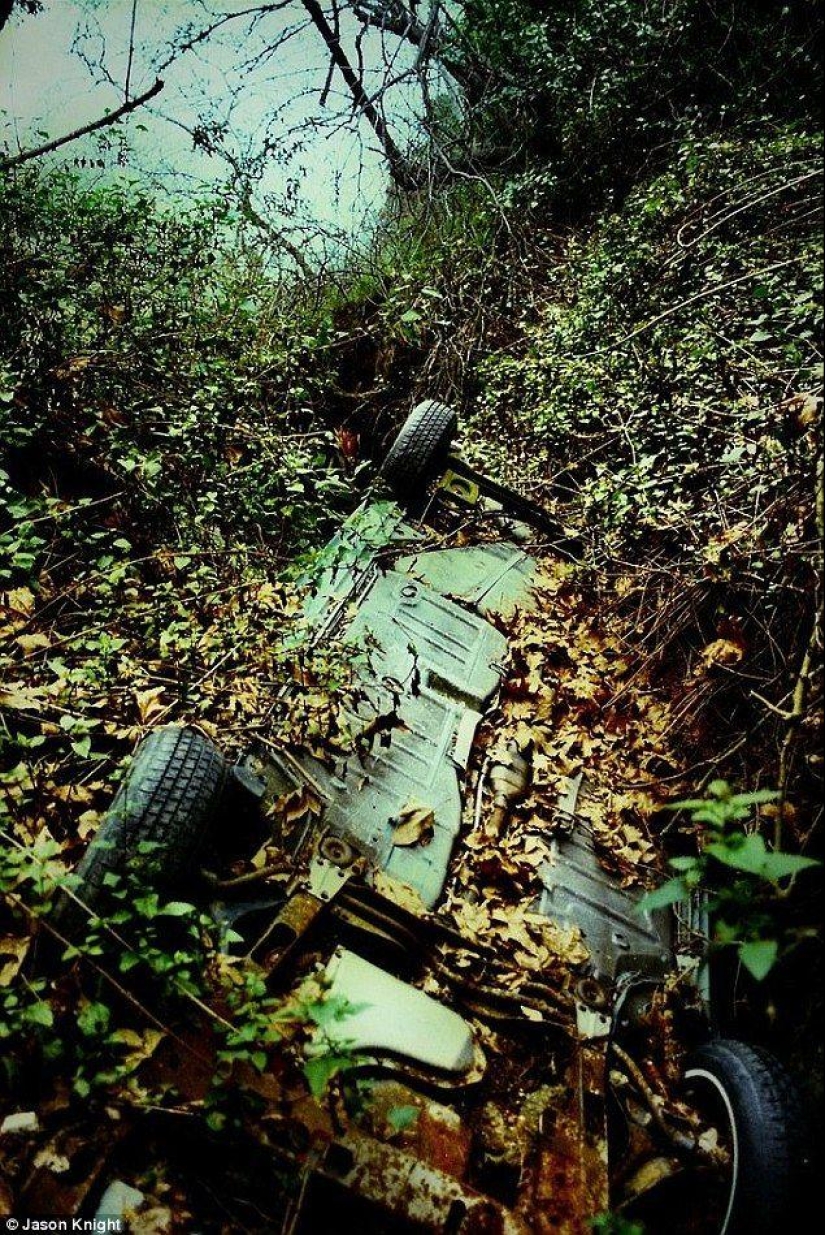 Rare cars on the bluffs of Mulholland Drive