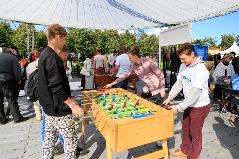 Relaciones promiscuas en el Segundo Festival VKontakte