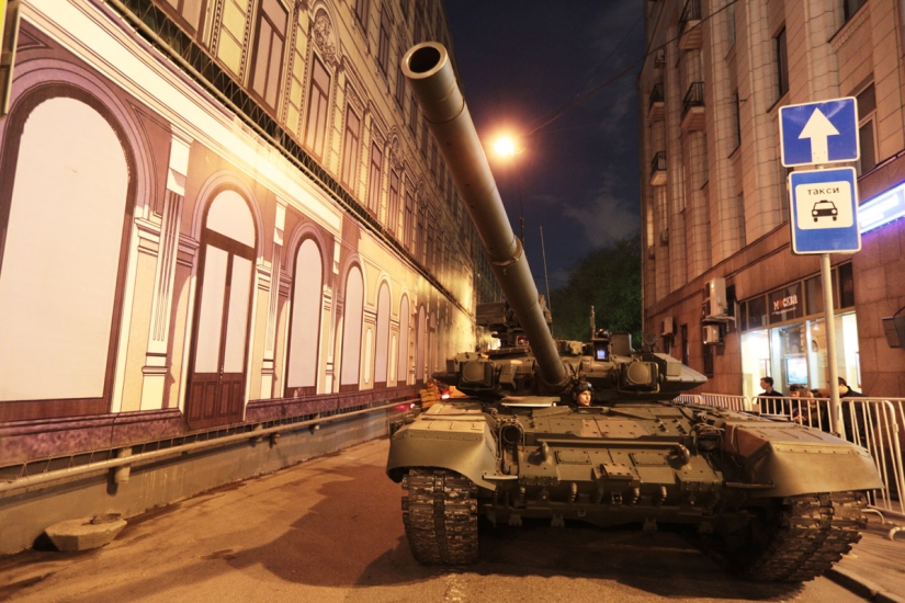 Reportaje fotográfico del ensayo general del Desfile de la Victoria