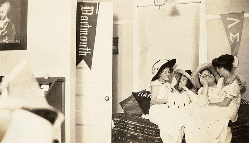 Representatives of the LGBT community at the beginning of the last century Representatives of the LGBT community at the beginning of the last century