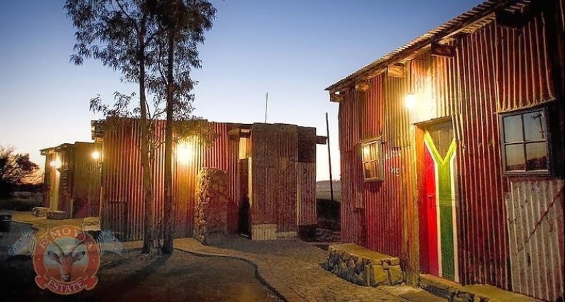 Resort Slums para los ricos que se ríen disimuladamente