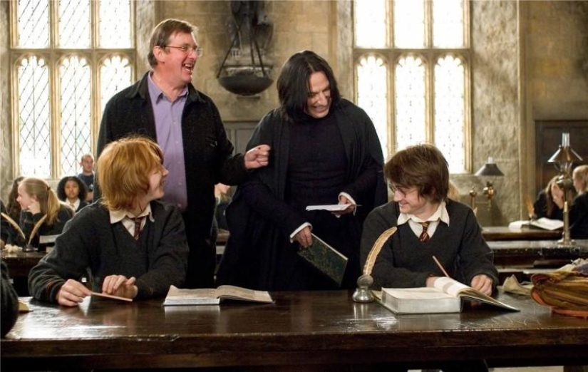 Risa entre bastidores entre tomas Risa entre bastidores entre tomas