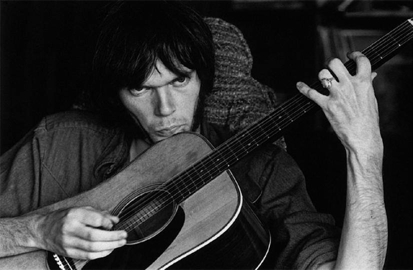 Rock and roll on the other side of the lens Rock and roll on the other side of the lens