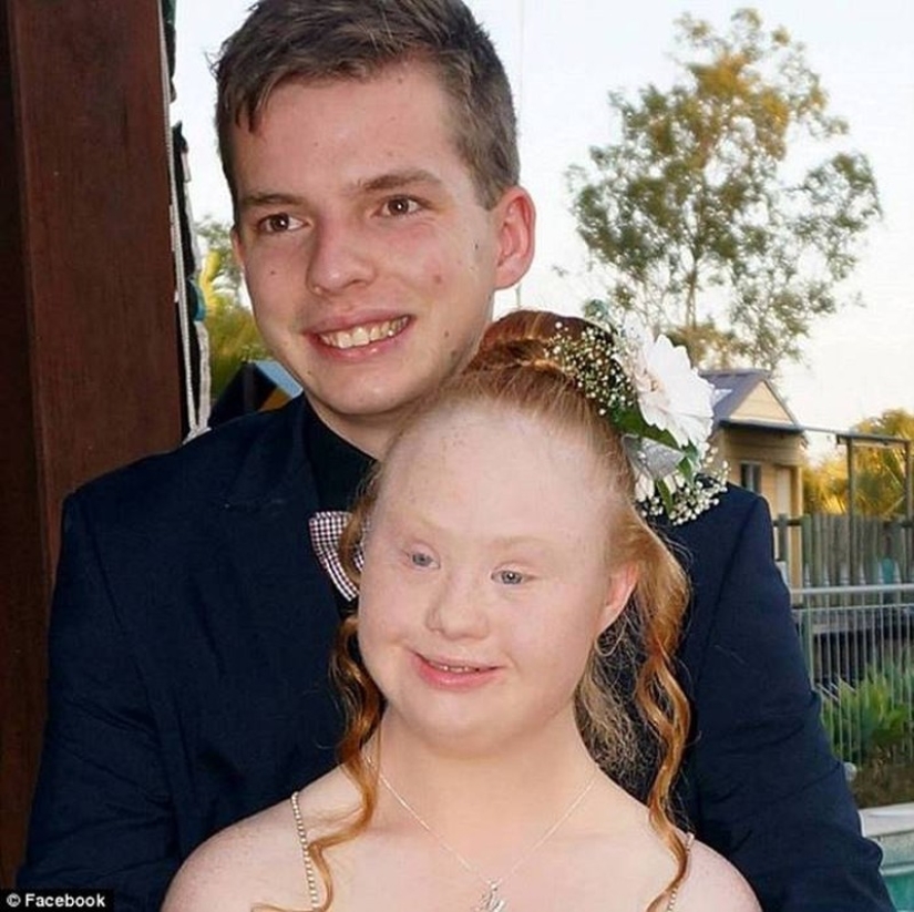 Romantic photos of Down syndrome model Madeleine Stewart and her boyfriend