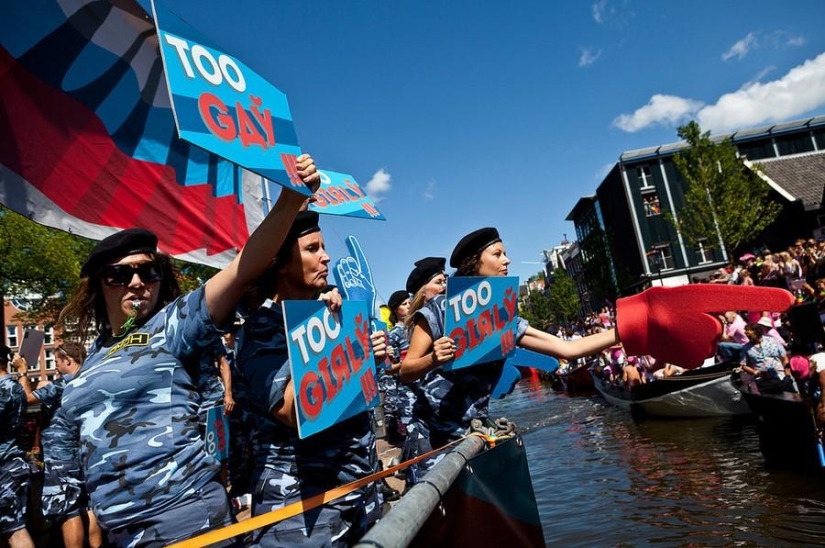 "Russian OMON" took part in the gay parade in Amsterdam